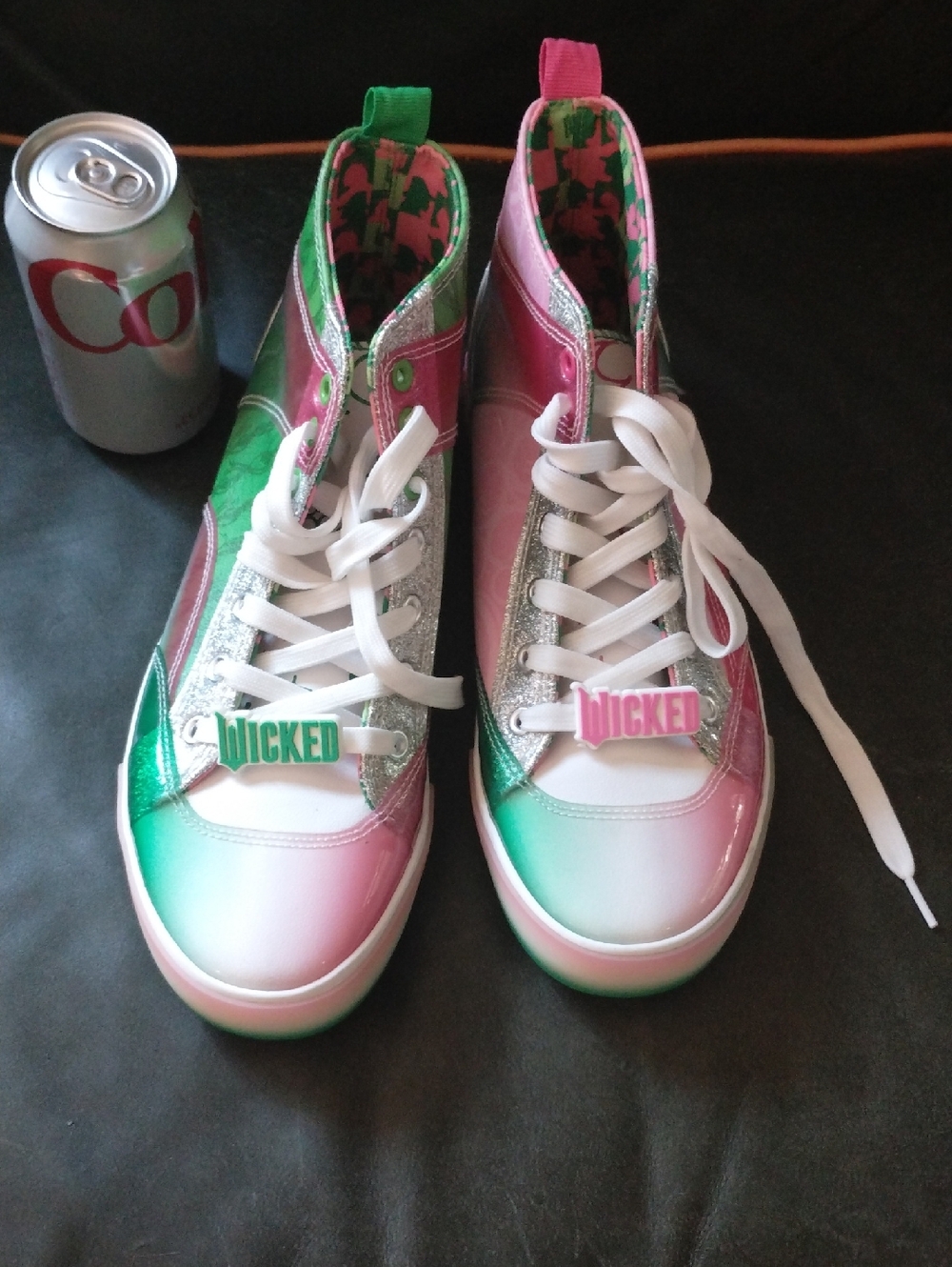 Wicked Fun HighTop Women's 10 (Fits Slightly Larger) NWOT